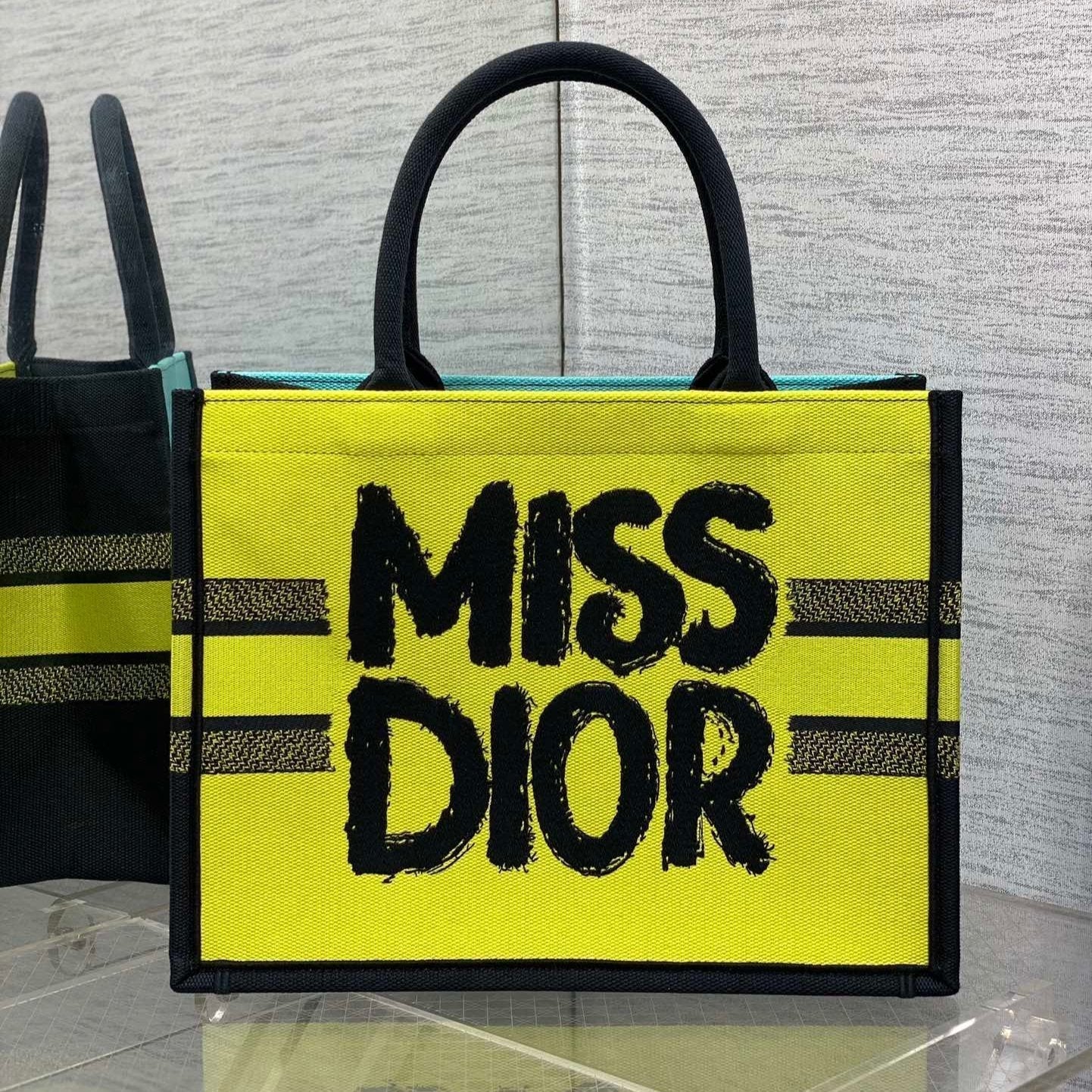 カラフルキャンバス ミディアムブックトート 36 226513