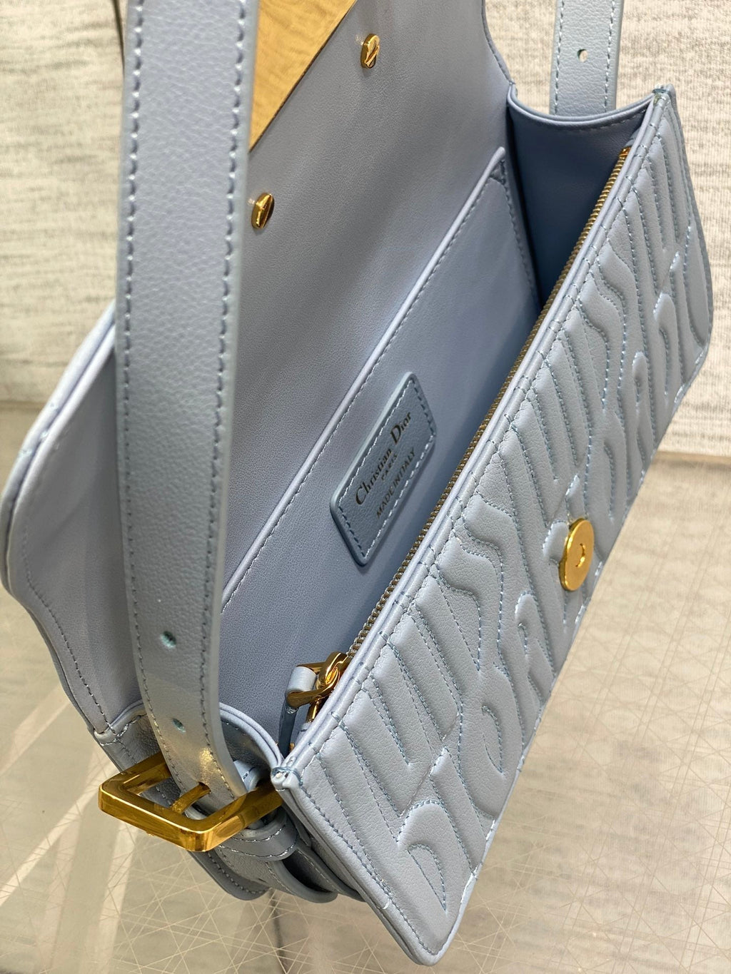 フラップバッグ 18インチ ベビーブルー キルティング オールオーバー カーフスキン