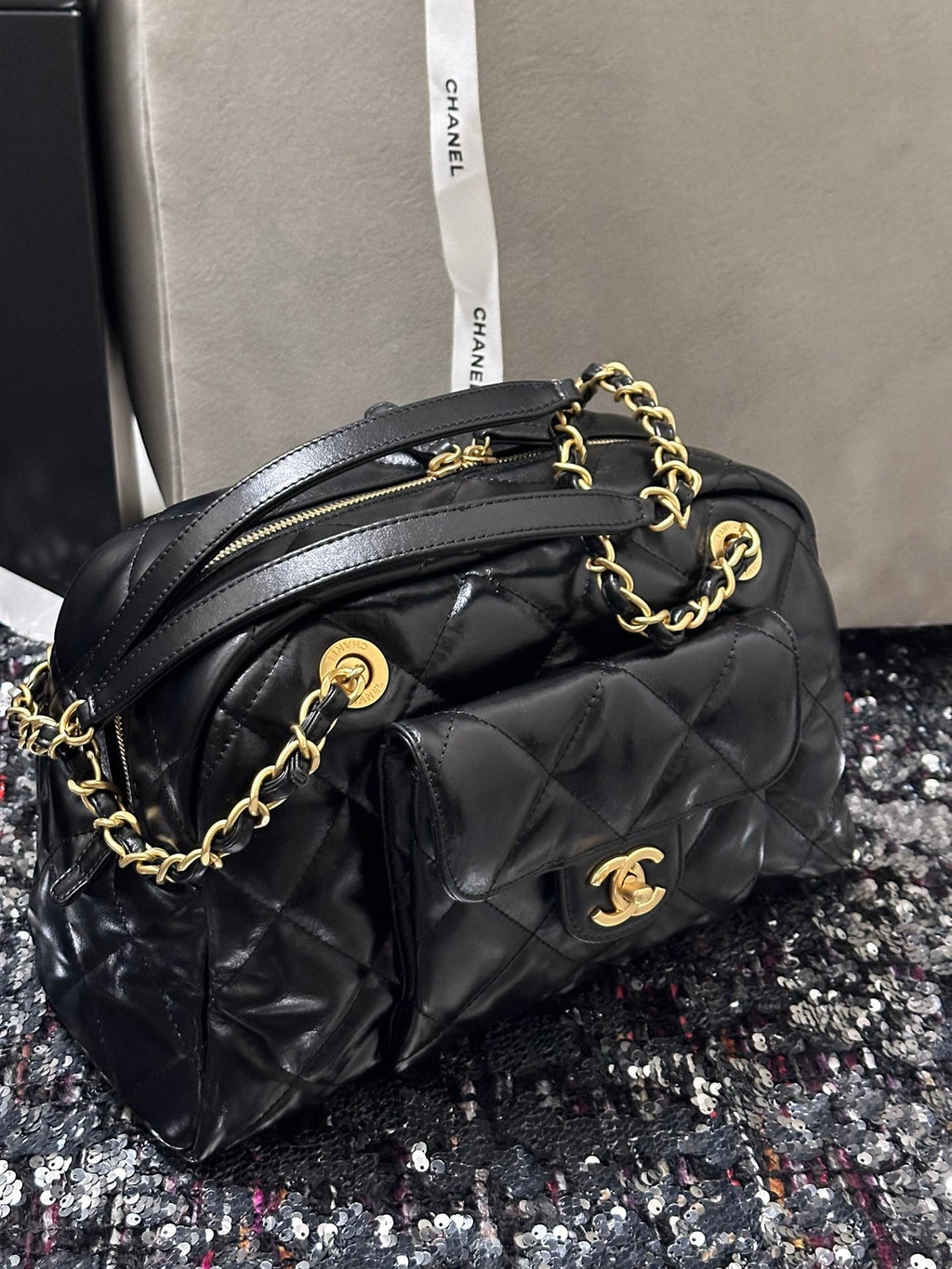 BOWLING BAG 33 IN BLACK SOFT LAMBSKIN GOLD HARDWARE