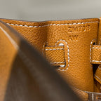 KELLY 25CM IN GOLD EPSOM CALFSKIN SILVER HARDWARE