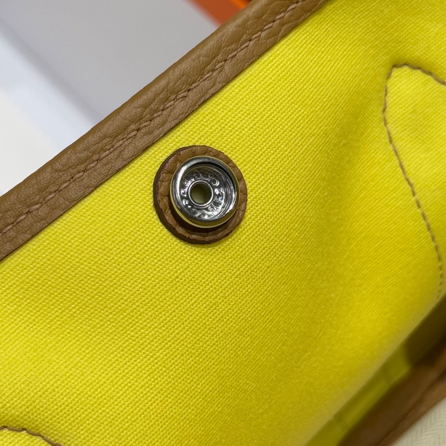 ガーデンパーティー 30cm イエロー トイレットペーパー コットンキャンバスとベージュ マルファカーフスキン