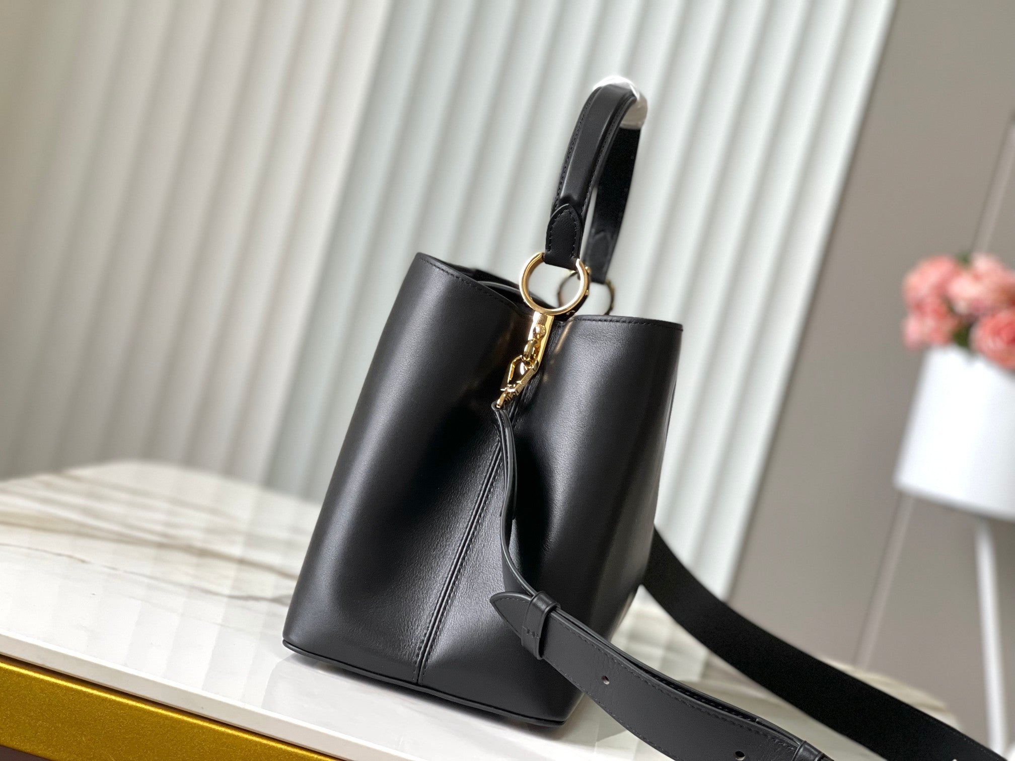 カプシーヌ スープル GM 38インチ ブラック スムースカーフスキン ゴールド金具