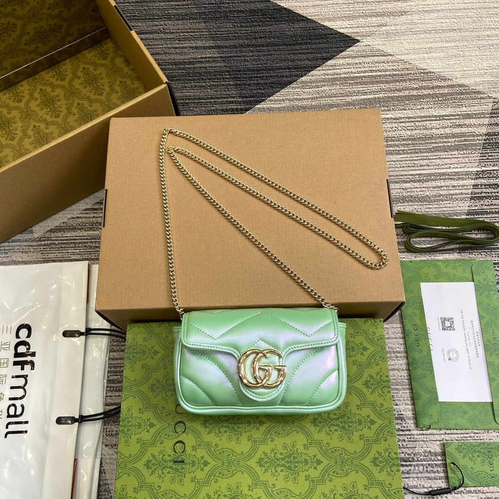 GGマーモント 16 ミニ ショルダーバッグ グリーン イリデッセント カーフスキン