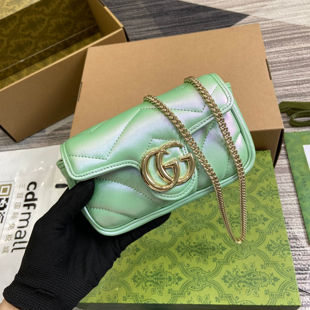 GGマーモント 16 ミニ ショルダーバッグ グリーン イリデッセント カーフスキン