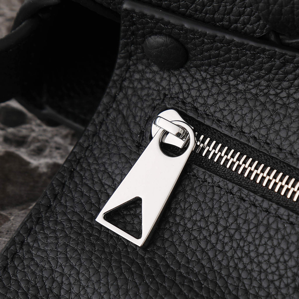 ボッテガ・ヴェネタ 25S ディアゴ 22 ブラックカーフスキン シルバー金具