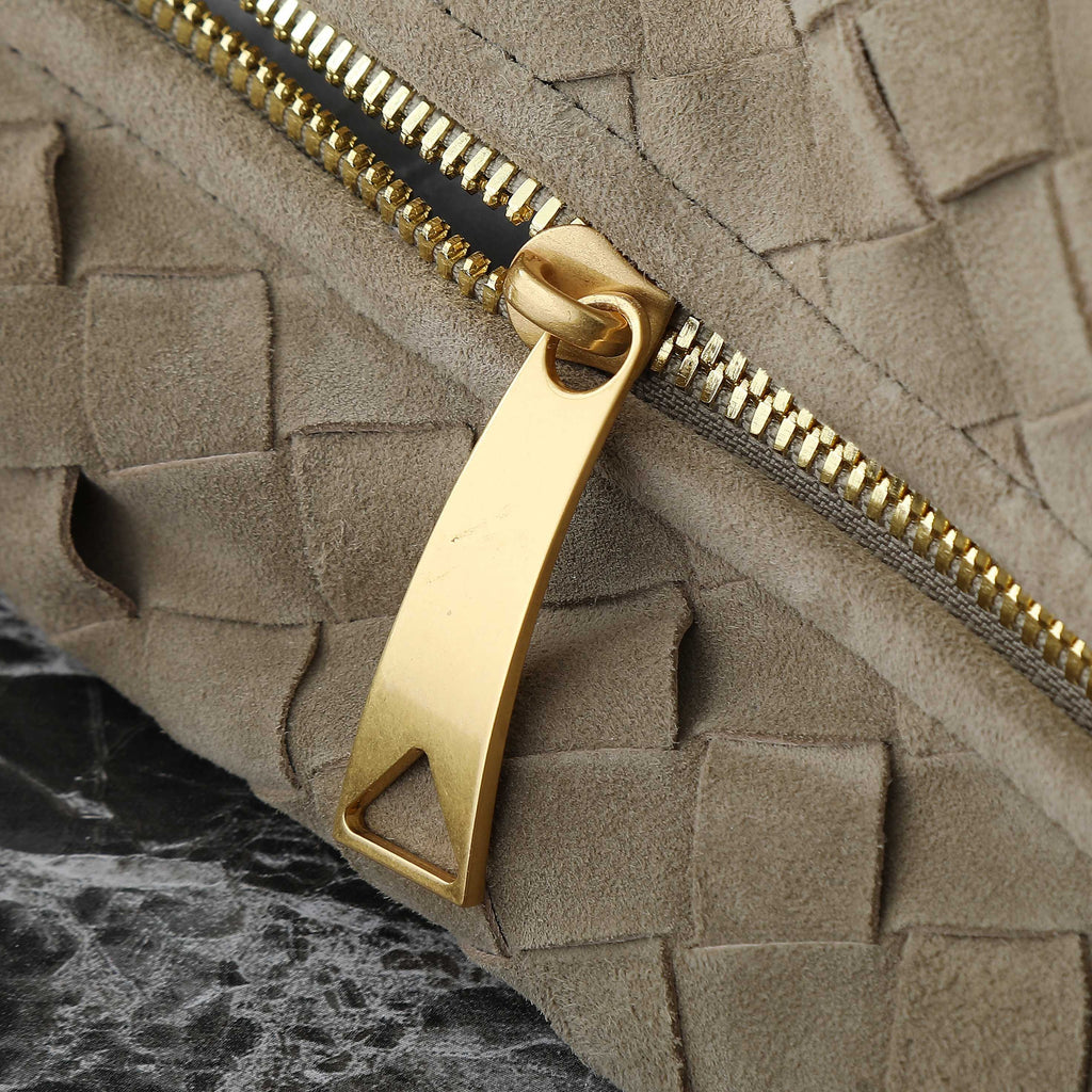 ボッテガ・ヴェネタ 25S スモール ジョディ 48 ミューテッドトープ スエード ゴールド金具