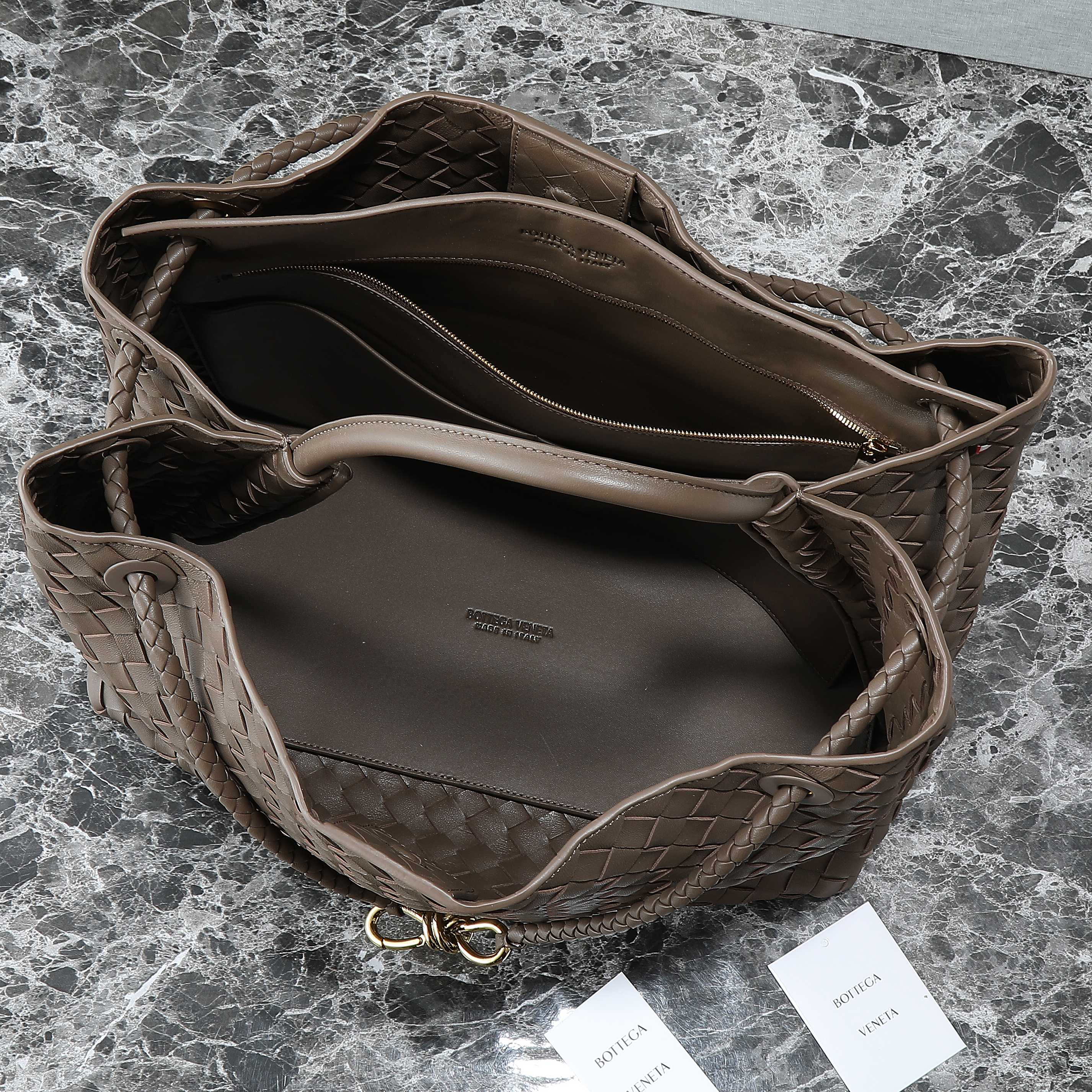 ボッテガ・ヴェネタ 25S ラージ アンディアモ 42 ダークブラウン カーフスキン ゴールド金具