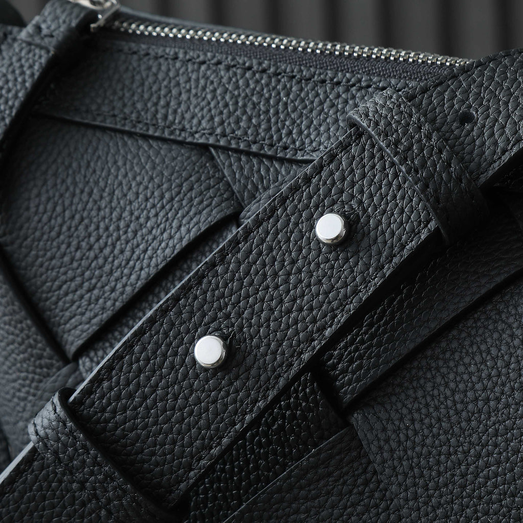 ボッテガ・ヴェネタ 25S ディアゴ ホーボー 39 ブラックカーフスキン