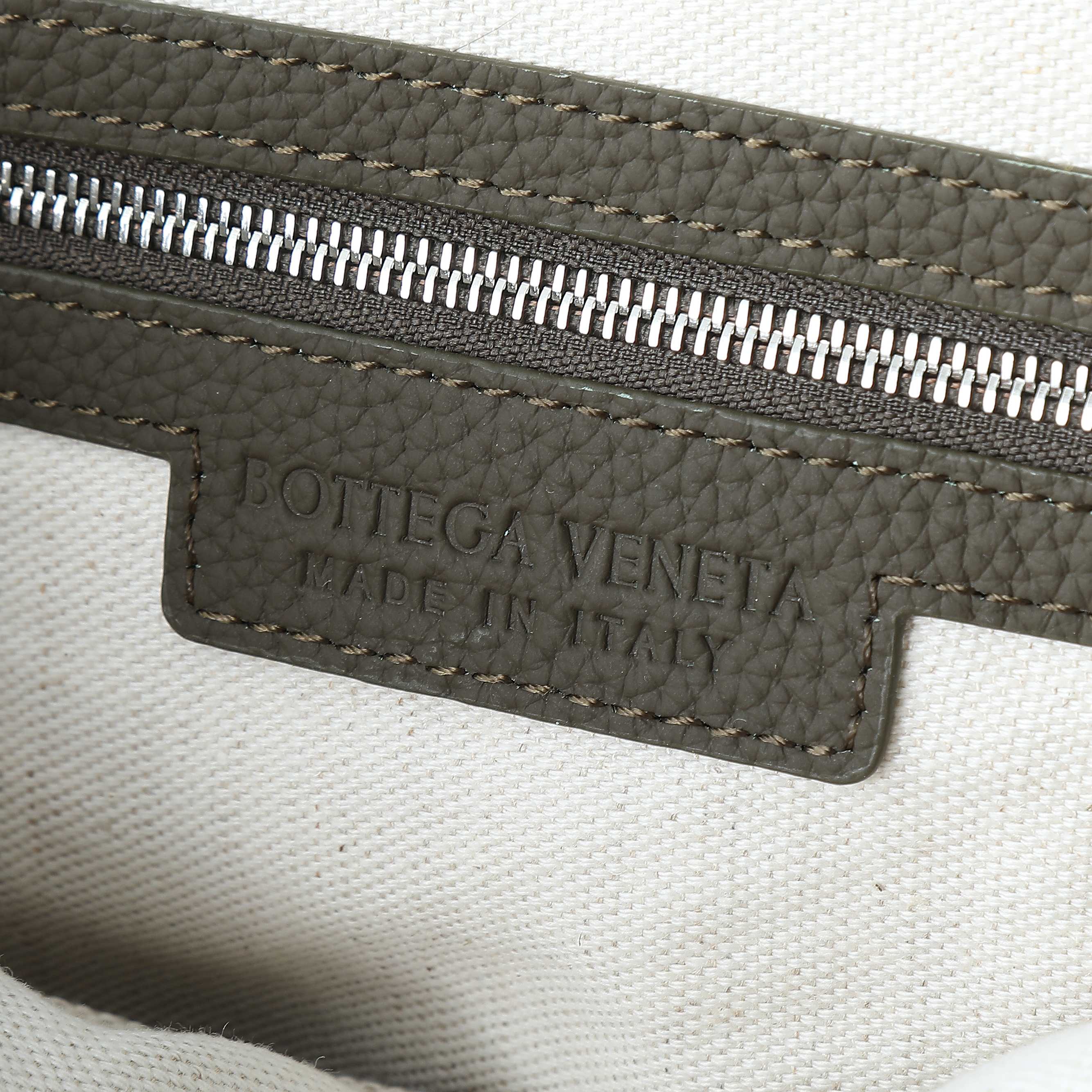 ボッテガ・ヴェネタ 25S ディアゴ ホーボー 39 ベリーディープオリーブ カーフスキン