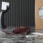 BOTTEGA VENETA 25S ANDIAMO POUCH 19 IN DEEP MAROON CALFSKIN GOLD HARDWARE