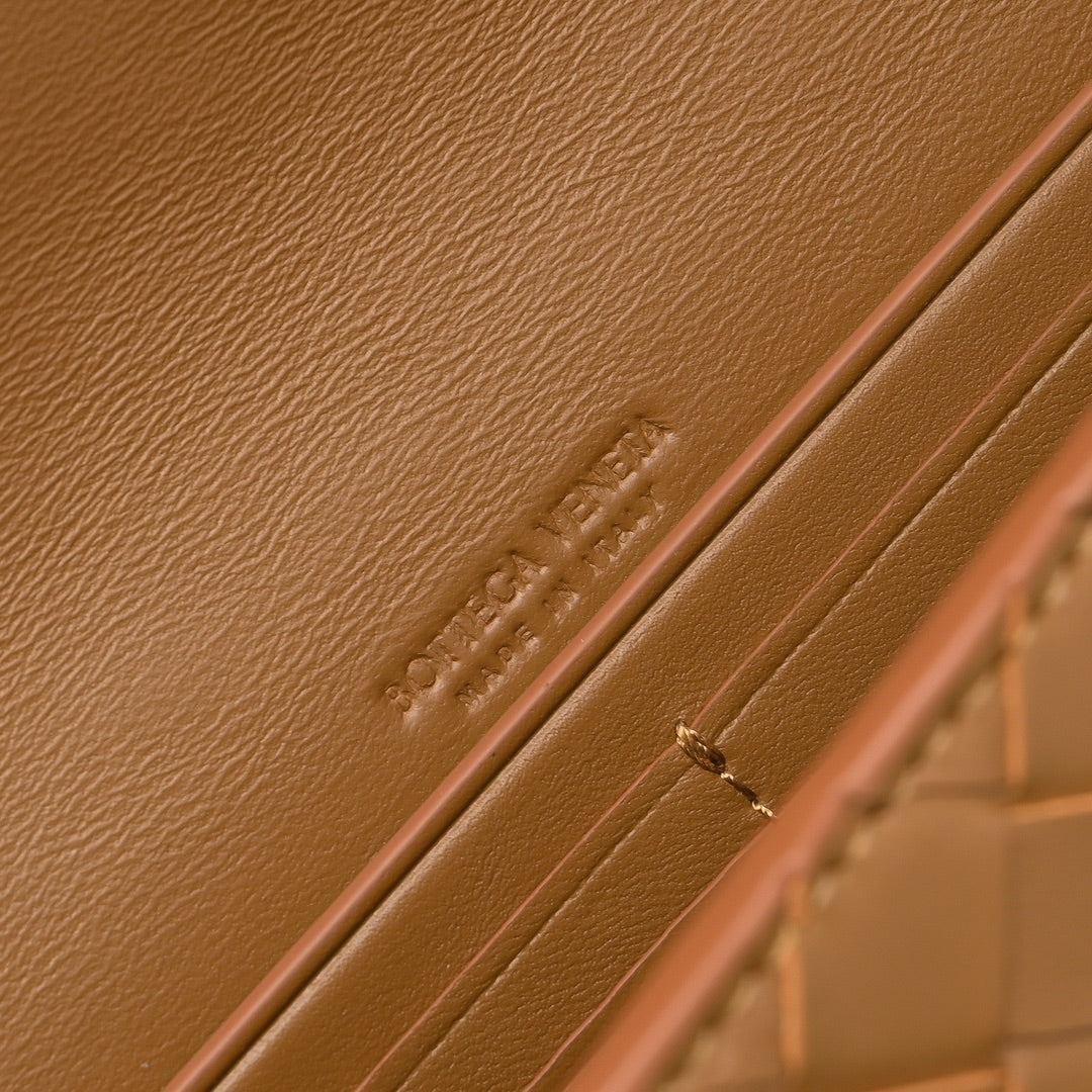 BV ロング クラッチ アンディアモ 31 タン レザー Ghw 