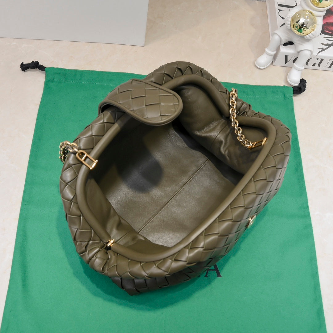 ティーン・ローレン 1980 チェーン付き 31.5 ブラウンレザー GHW 