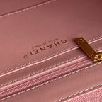 RETRO STYLE FLAP BAG 22 IN LIGHT PINK GRAINED CALFSKIN GOLD HARDWARE