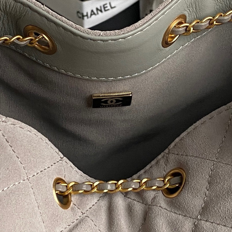 MEDIUM HANDBAG 40 IN BEIGE SUEDE GOLD HARDWARE