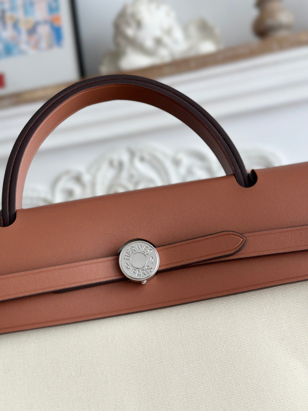 ジップ キャビン 31 バッグ（ホワイトクリームキャンバスとブロンズブラウンカーフスキン）