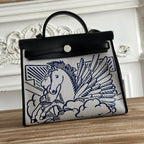 ジップ キャビン 31 バッグ（ホワイトキャンバス＆ブラックカーフスキン）