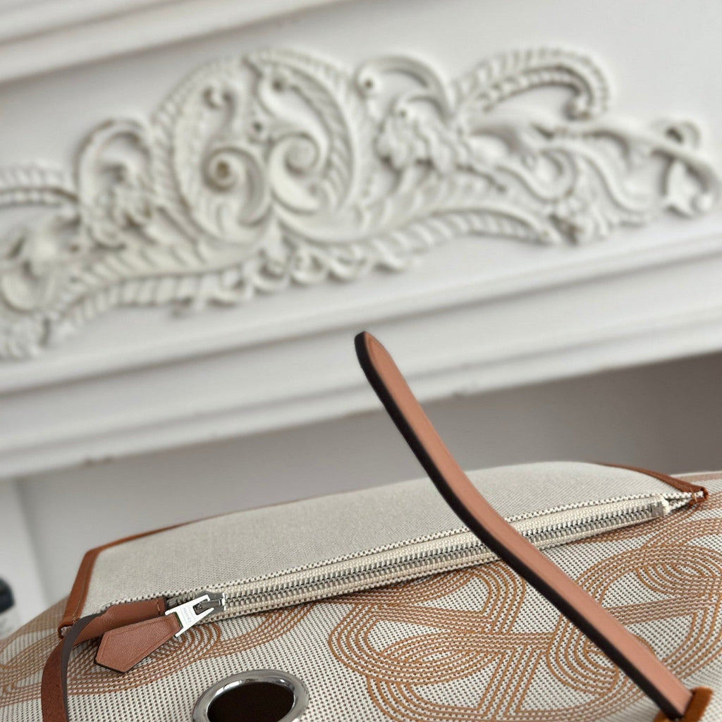 ハーブバッグ ジップ 31 ラッカー仕上げバッグ（オフホワイト ミックスイエロー H プルーム キャンバス）