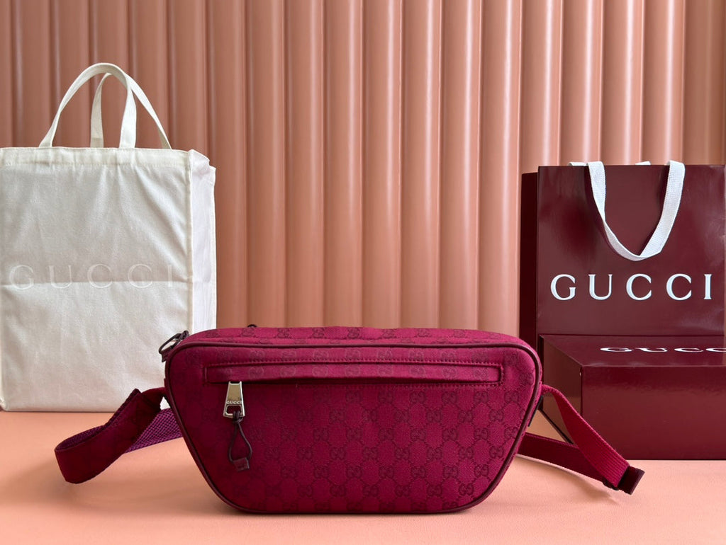 カラントレッドモノグラムキャンバス ベルトバッグ 34