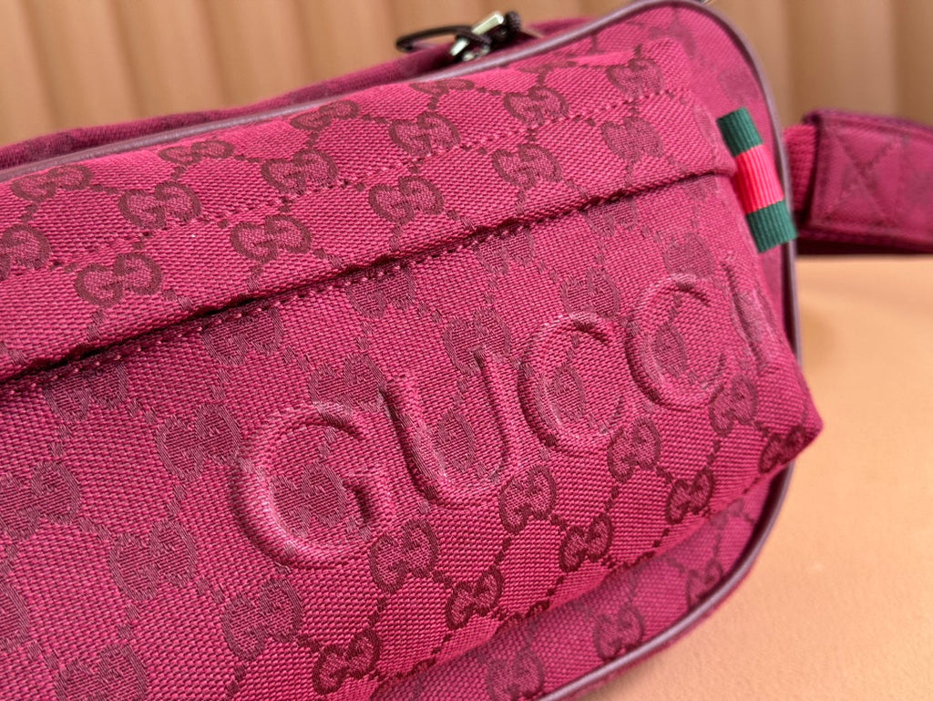 カラントレッドモノグラムキャンバス ベルトバッグ 34