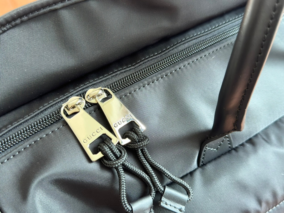 GG SMALL DUFFLE BAG 42 IN BLACK CANVAS