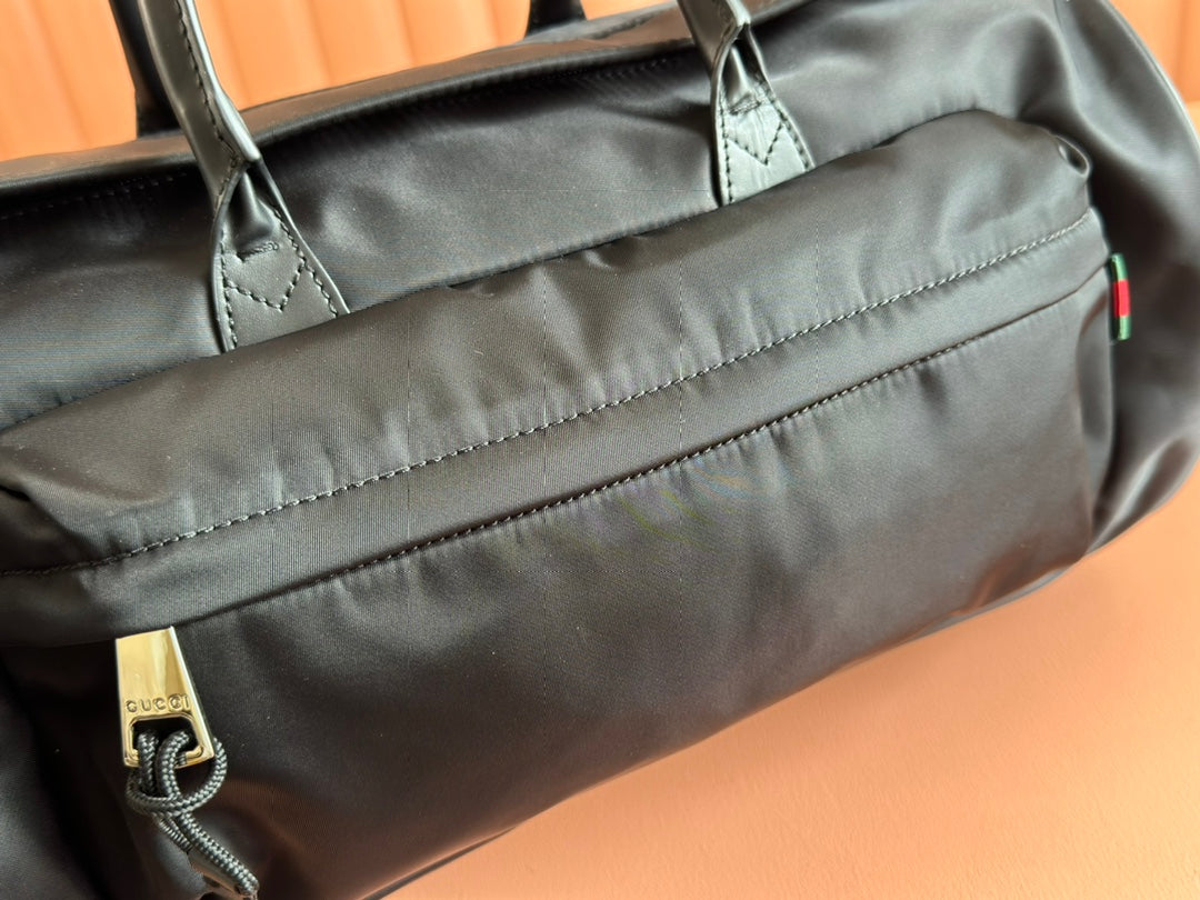 GG SMALL DUFFLE BAG 42 IN BLACK CANVAS