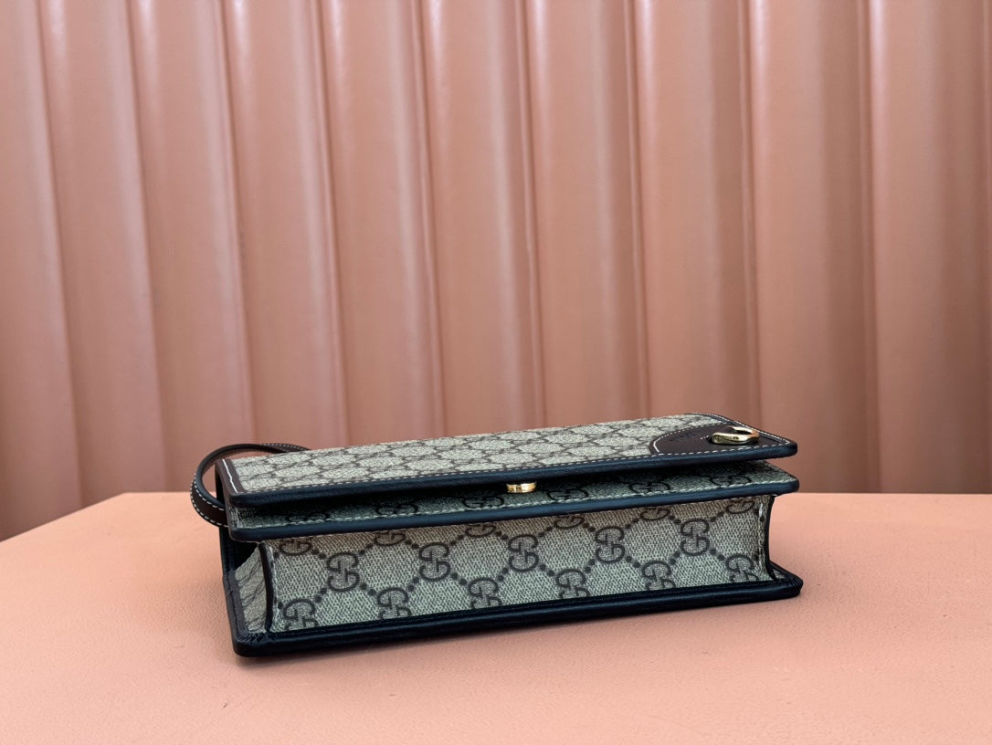 エンブレム ウォレット GGモノグラム 20 ダークブラウン＆ブラック カーフスキン