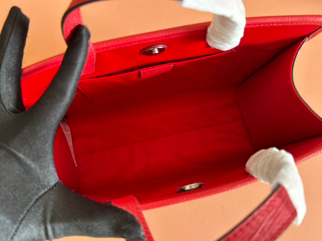 子供用プリント猫トートバッグ 28.5インチ ベージュ＆ダークブラウン GGキャンバス レッドトリム