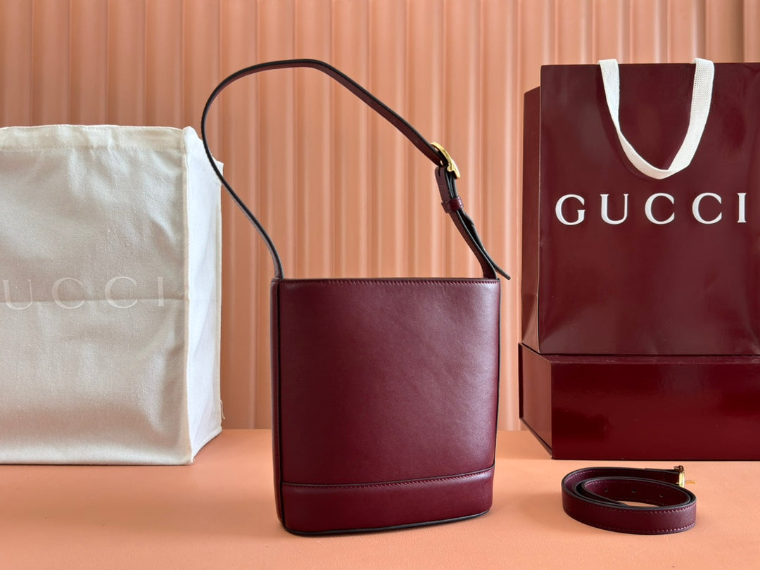 73 スモール バケットバッグ 20インチ ロッソ アンコラ レッド スムースカーフスキン