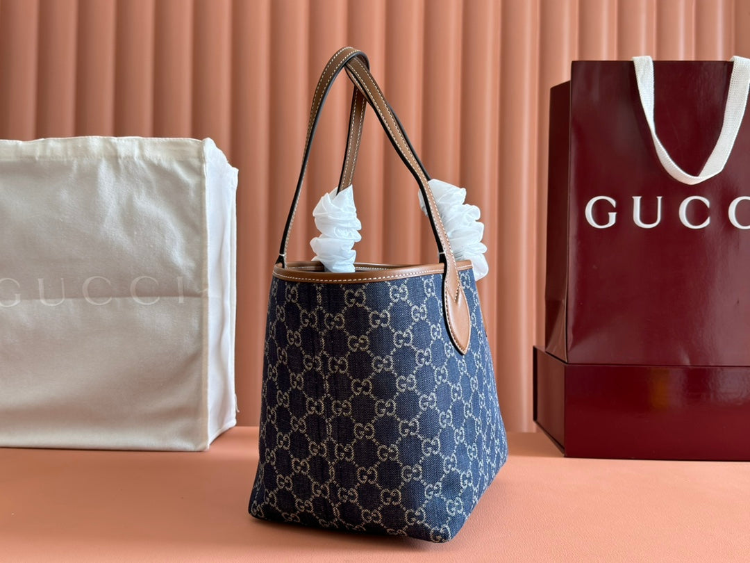 スモール トティッシマ リバーシブル トートバッグ 22インチ ダークブルーデニム 片面ブルースエード