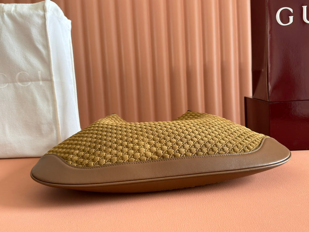 ミディアムB ショルダーバッグ 42インチ ブラウン GGスエード