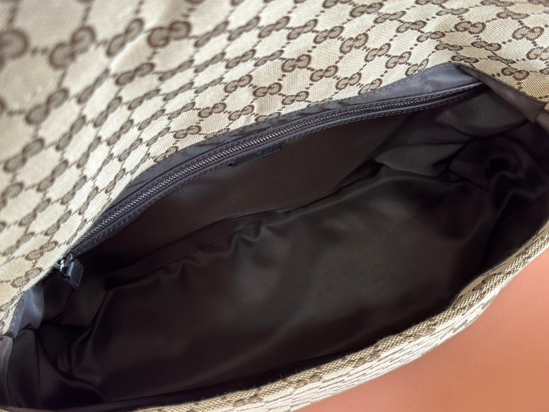 ラージクロスボディバッグ 36 ベージュ＆ダークブラウン キャンバス モノグラムロゴ