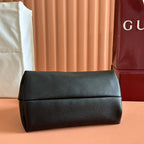 ミディアム ソフトビット マキシ ショルダーバッグ 27.5インチ ブラック グレイニーラムスキン