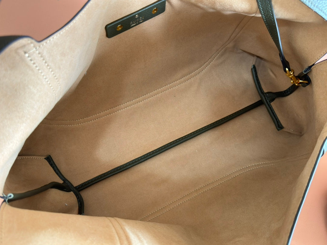 ソフトビット マキシショルダーバッグ 46インチ ダークグリーン グレイニーラムスキン