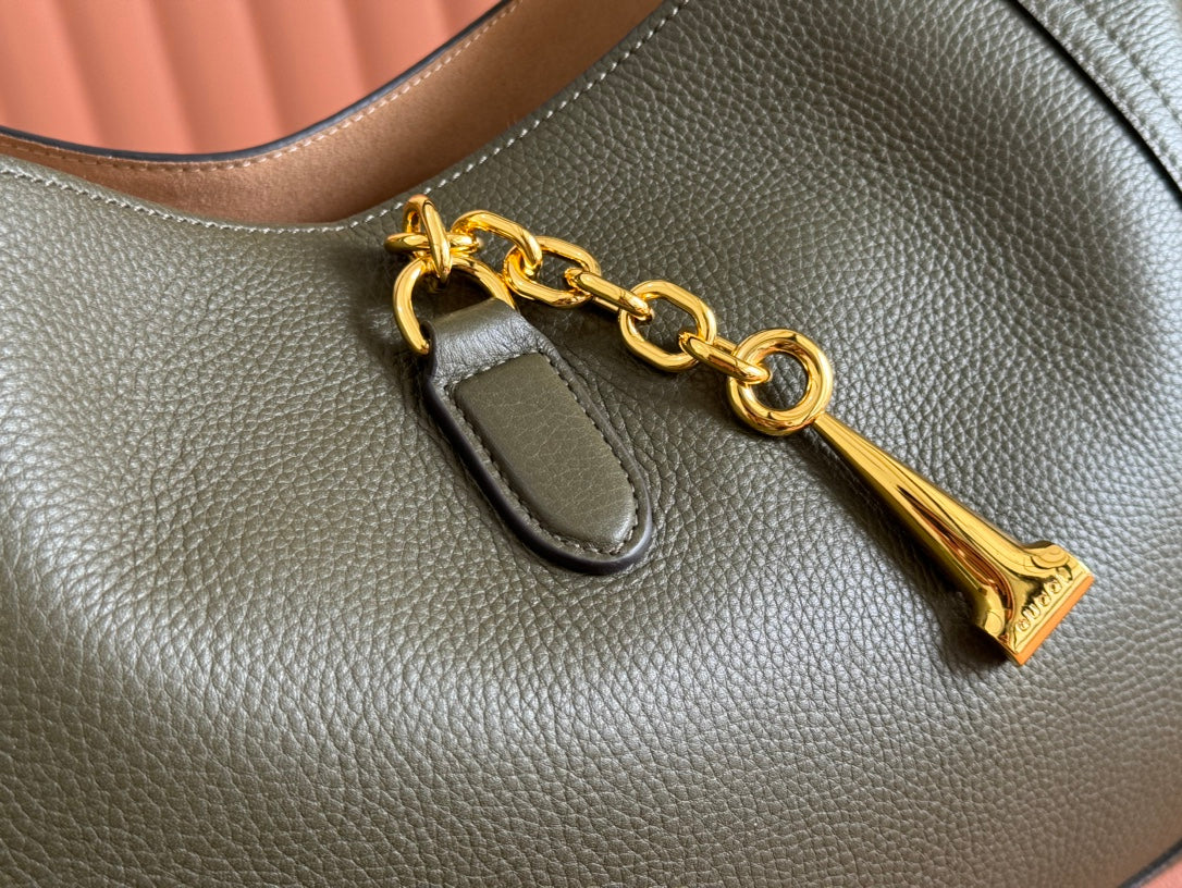 ソフトビット マキシショルダーバッグ 46インチ ダークグリーン グレイニーラムスキン