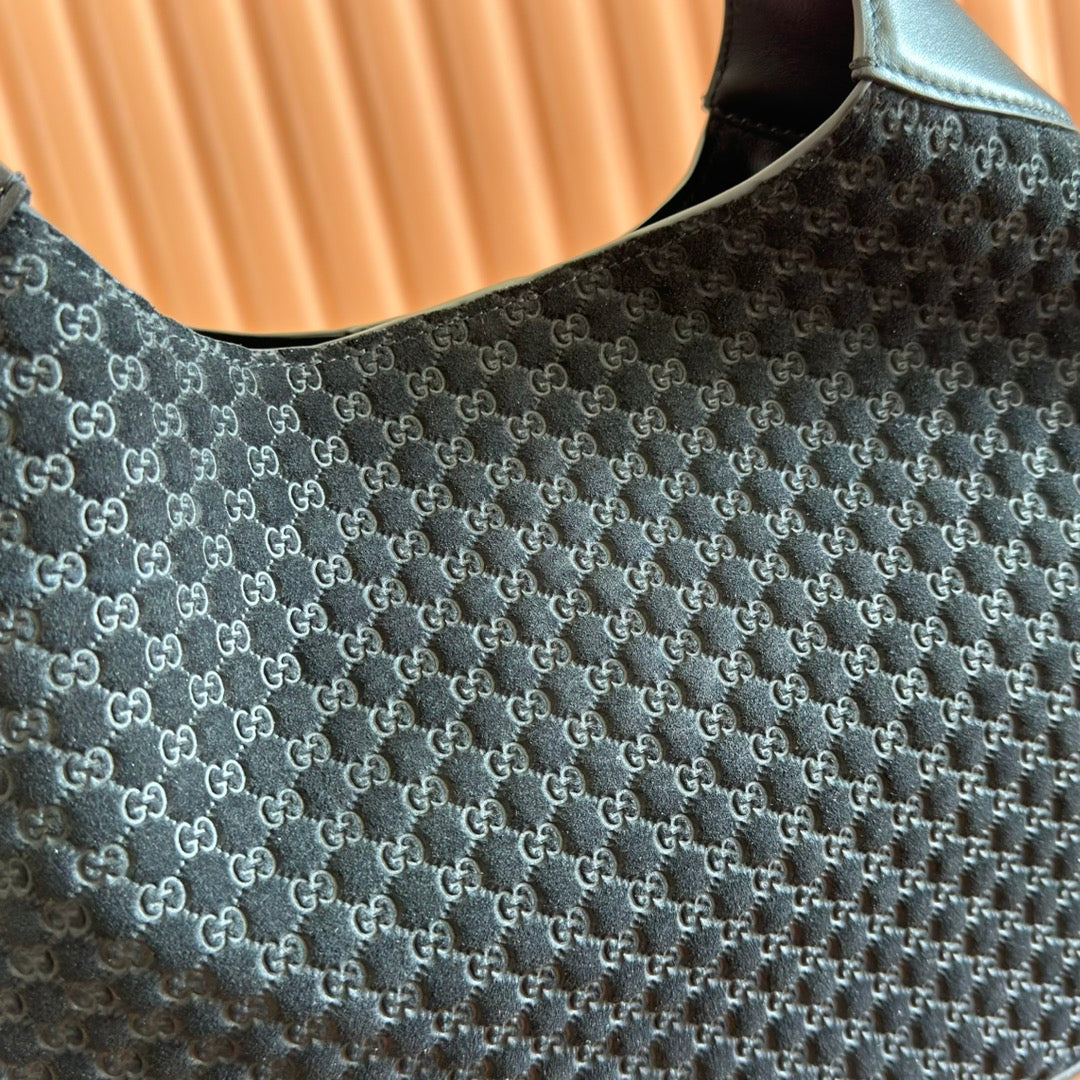 ミディアムB ショルダーバッグ 42インチ ブラック GGスエード