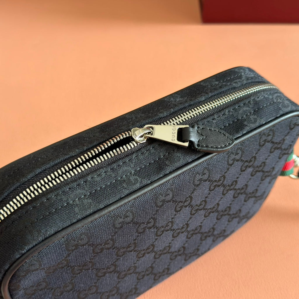 SMALL CROSSBODY BAG 23.5 IN BLACK GG CANVAS