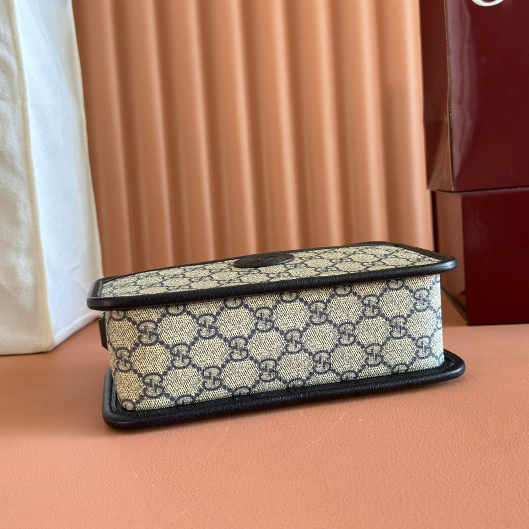 グッチ ミニバッグ 22 ブラック インターロッキングG キャンバス