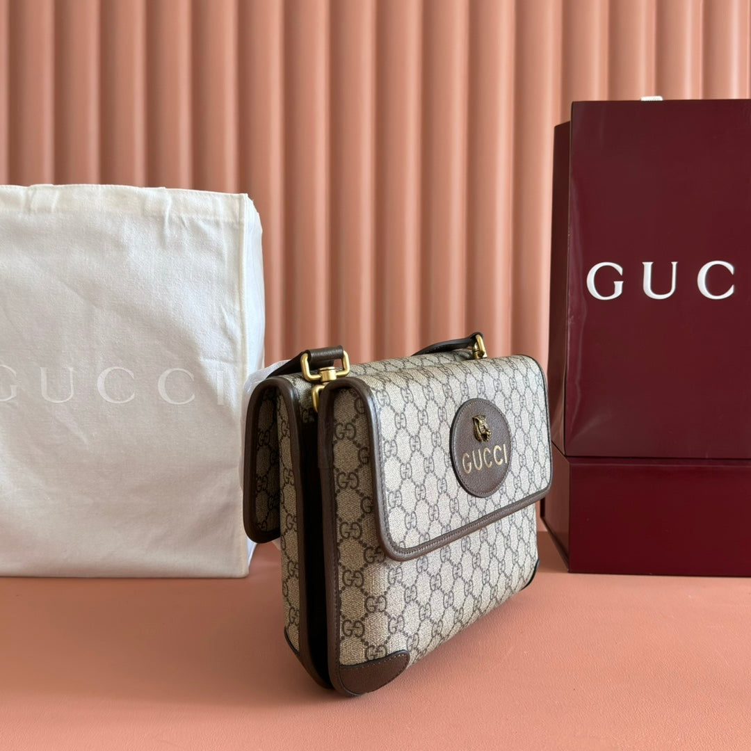 グッチ ネオ ヴィンテージ タイガーヘッド ラージ クロスボディバッグ 30インチ キャンバス ブラウン レザートリム