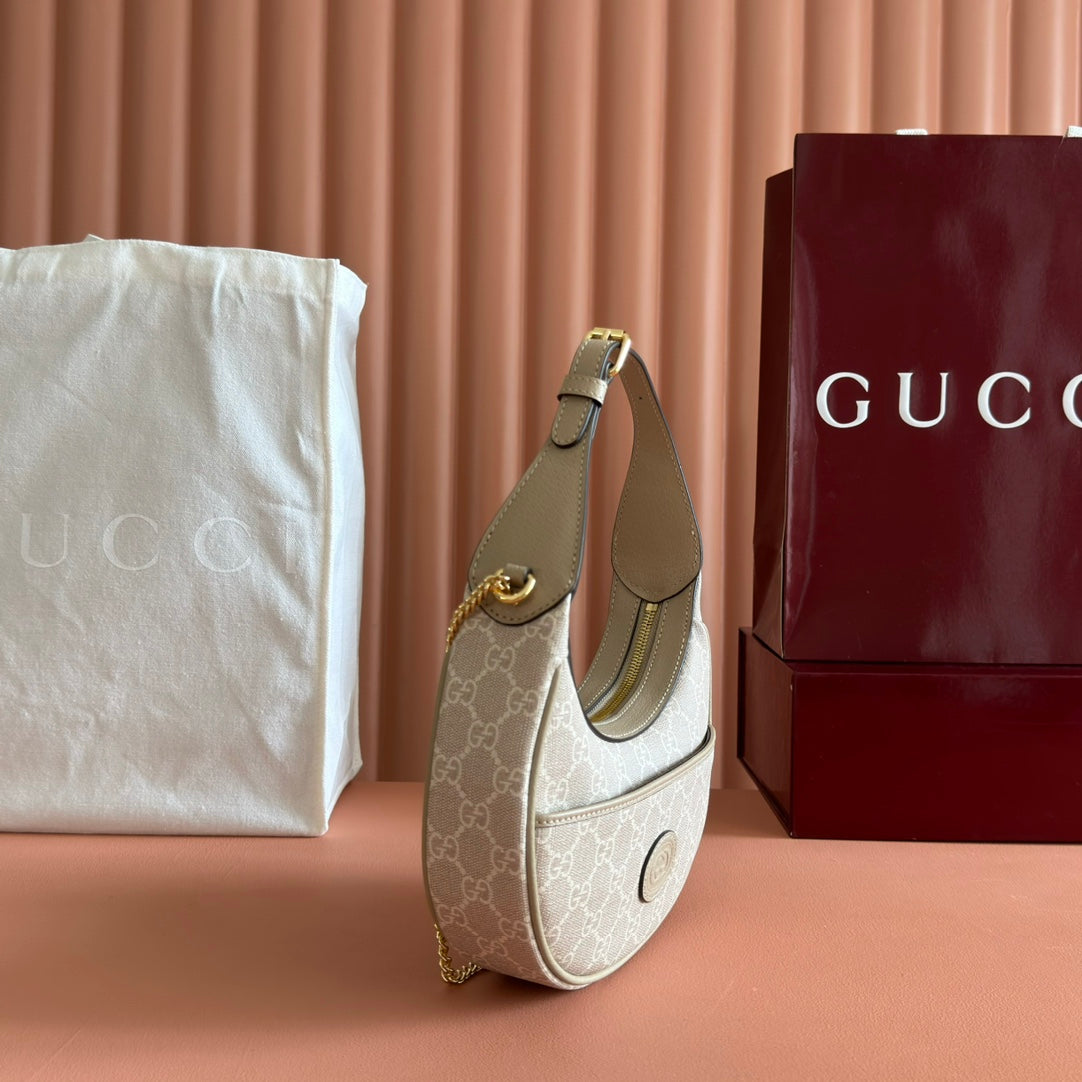 GGスプリーム ショルダーバッグ 22 クリーム キャンバス ゴールド金具