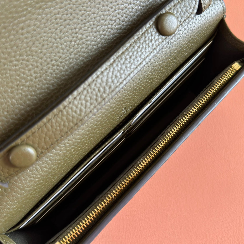 グッチ 25S ディオニュソス ウォレット オン チェーン 20 ダークオリーブグリーン カーフスキン