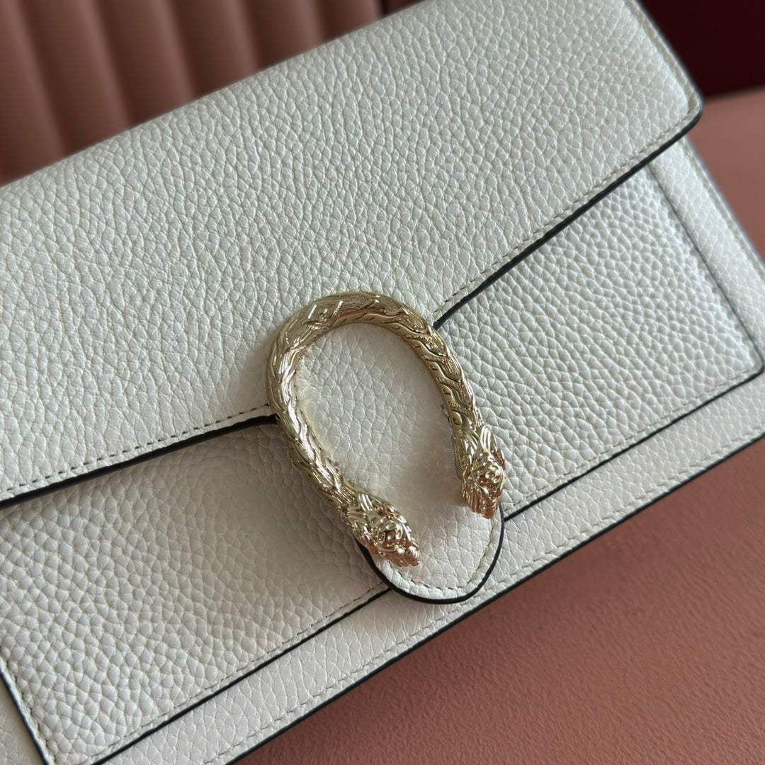 グッチ 25S ディオニュソス ウォレット オン チェーン 20 アイボリーカーフスキン