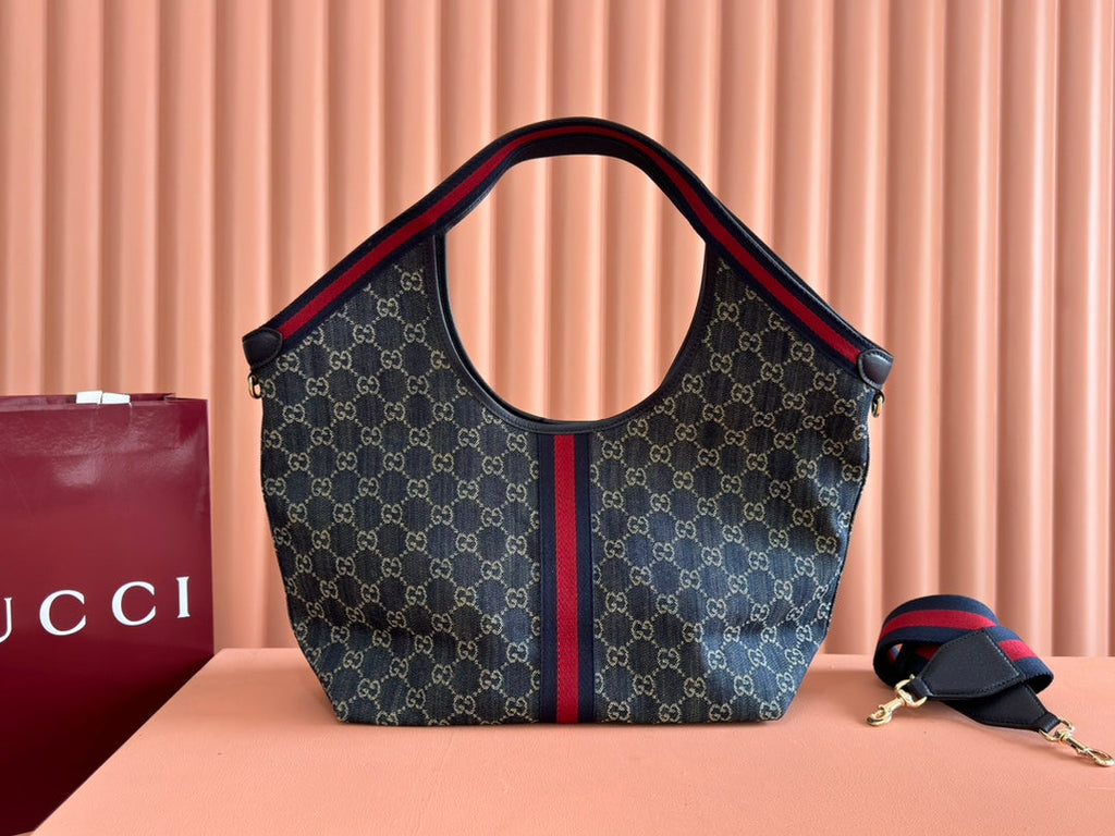 グッチ 25S ジリオ ラージトートバッグ 50 ブルー＆ホワイトデニム