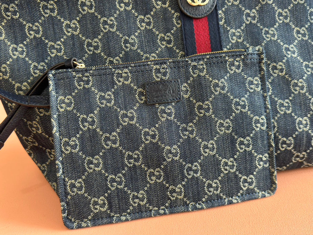 グッチ 25S ジリオ ラージトートバッグ 50 ブルー＆ホワイトデニム