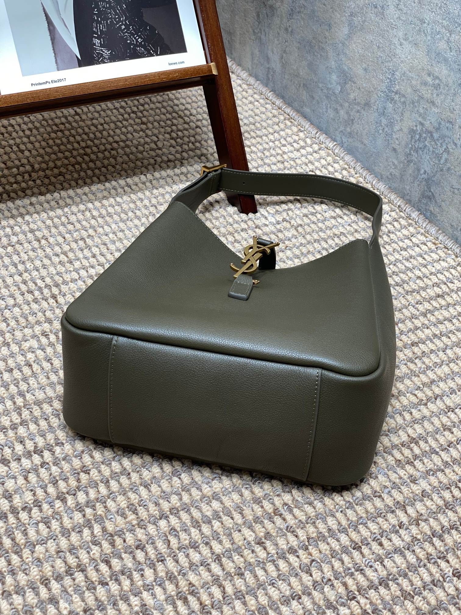 LE 5 À 7 スモール サプライ 22インチ ダークグリーン カーフスキン ゴールドバックル