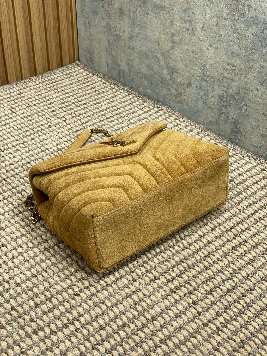 ルル スモール 25インチ ピーナッツブラウン スエード 銅製金具