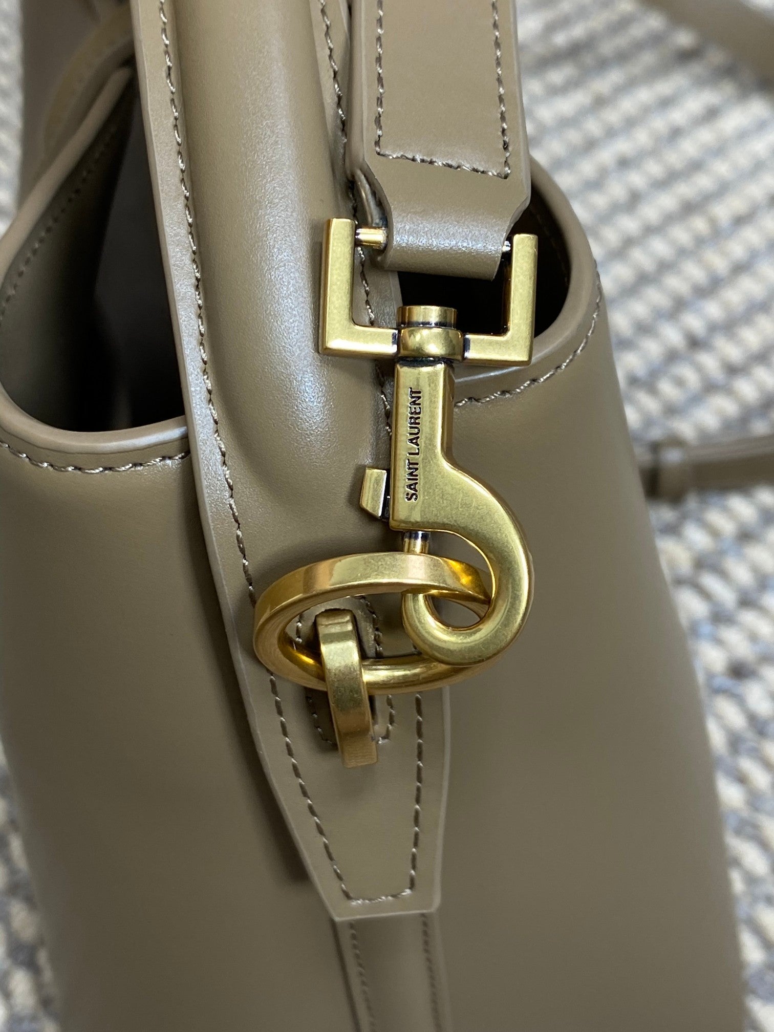 LE 37 スモール バケットバッグ 20インチ シダーブラウン カーフスキン ゴールド金具