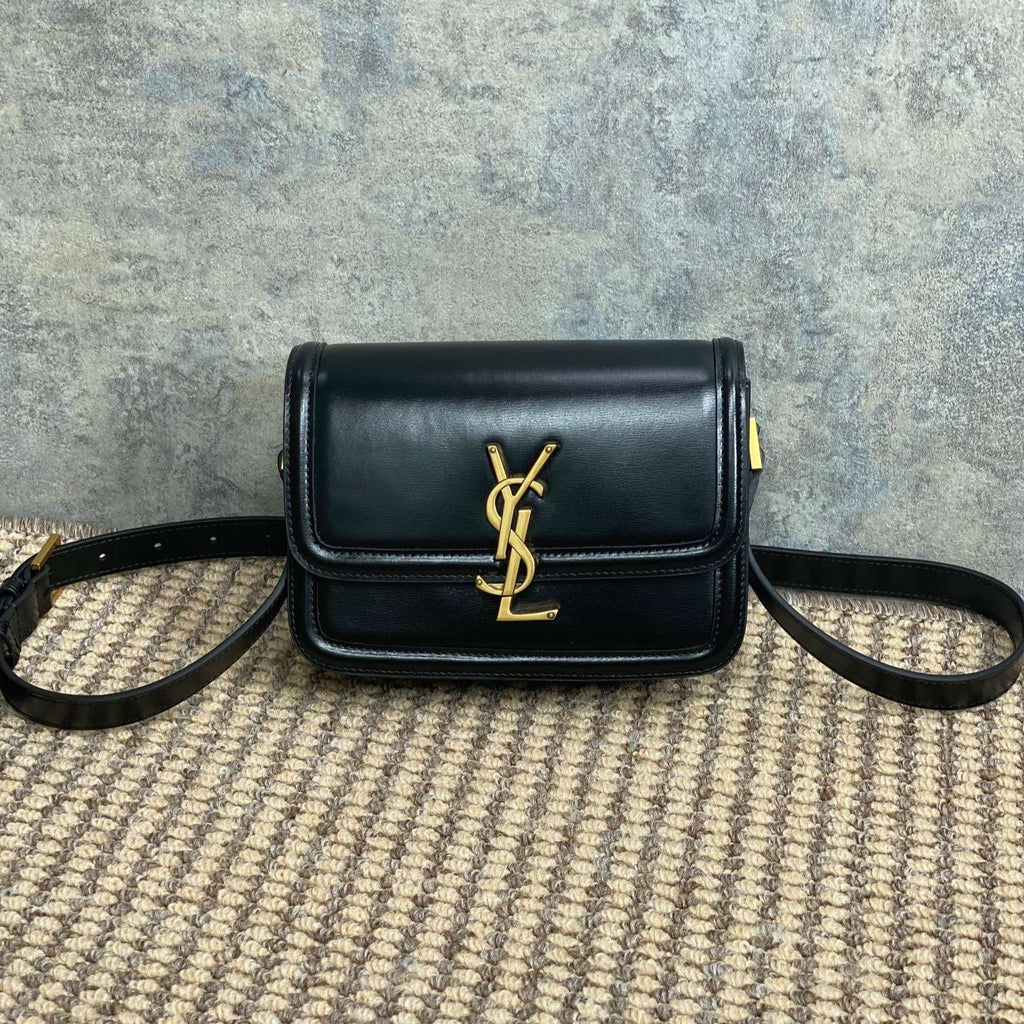 ソルフェリーノ スモールサッチェル 19インチ ブラックカーフスキン ゴールド金具