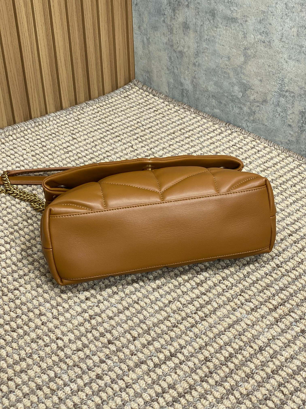 パファー スモール 29インチ ブロンズブラウン ラムスキン ゴールド金具