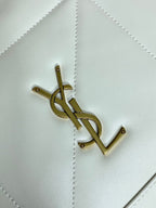 DRAWSTRING CHAIN STRAP SHOULDER BAG 39 IN WHITE QUILTED CALFSKIN