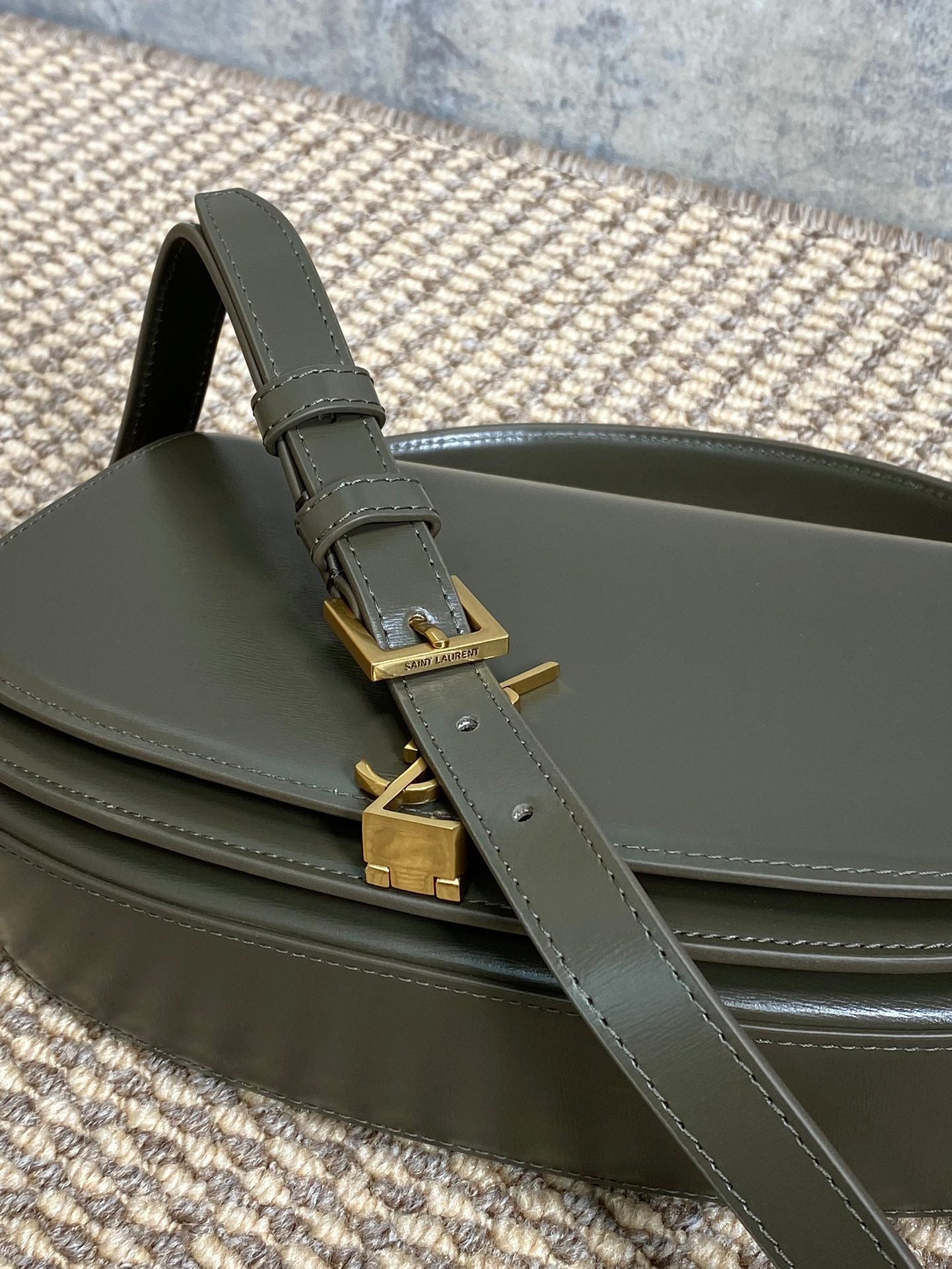 VOLTAIRE HALF-MOON SHOULDER BAG 24 IN DARK GREEN CALFSKIN GOLD METALLIC
